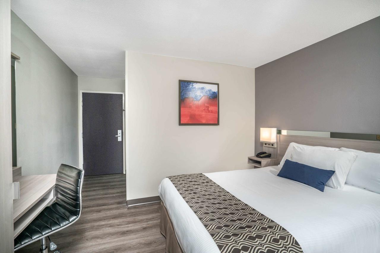 Microtel Inn & Suites By Wyndham Нэшвилл Экстерьер фото